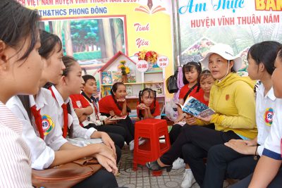 Trường TH&THCS Phong Đông_Tuyên truyền ngày sách Việt Nam